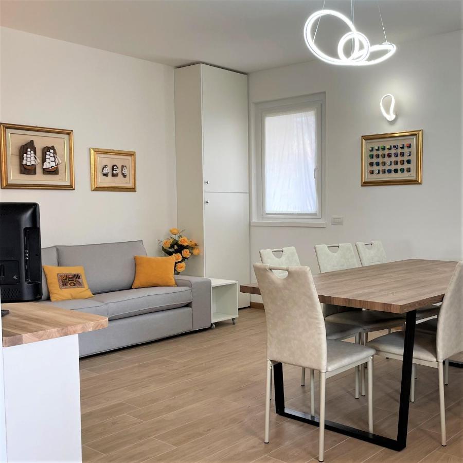 Giorni Felici Tutto Nuovo, Giardino, Parcheggio Apartment Verbania Exterior foto