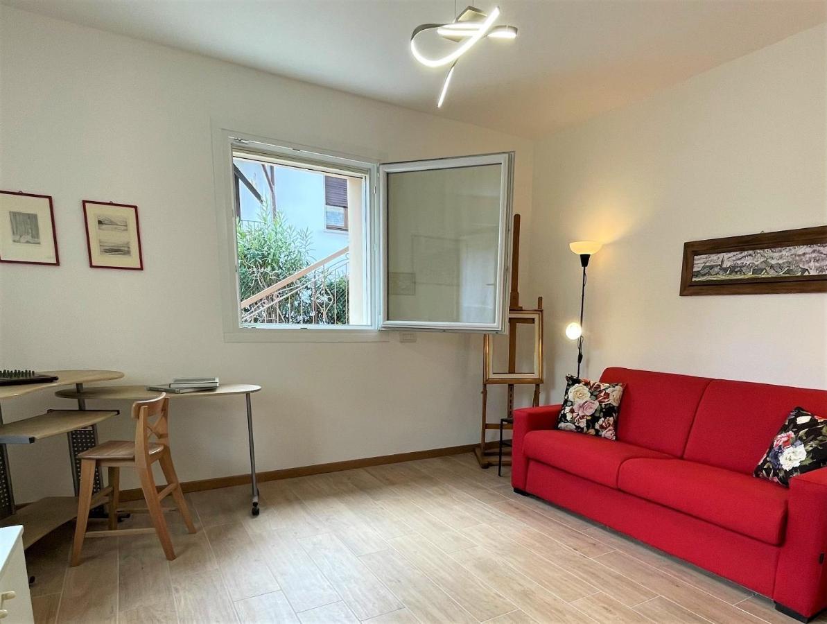 Giorni Felici Tutto Nuovo, Giardino, Parcheggio Apartment Verbania Exterior foto